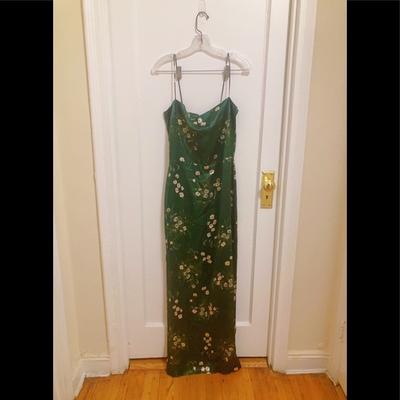 REFORMATION Frankie Silk Dress in Buena Print - Picture 5 of 7